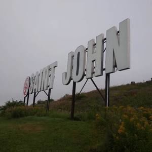 Meet your Posher, Lee